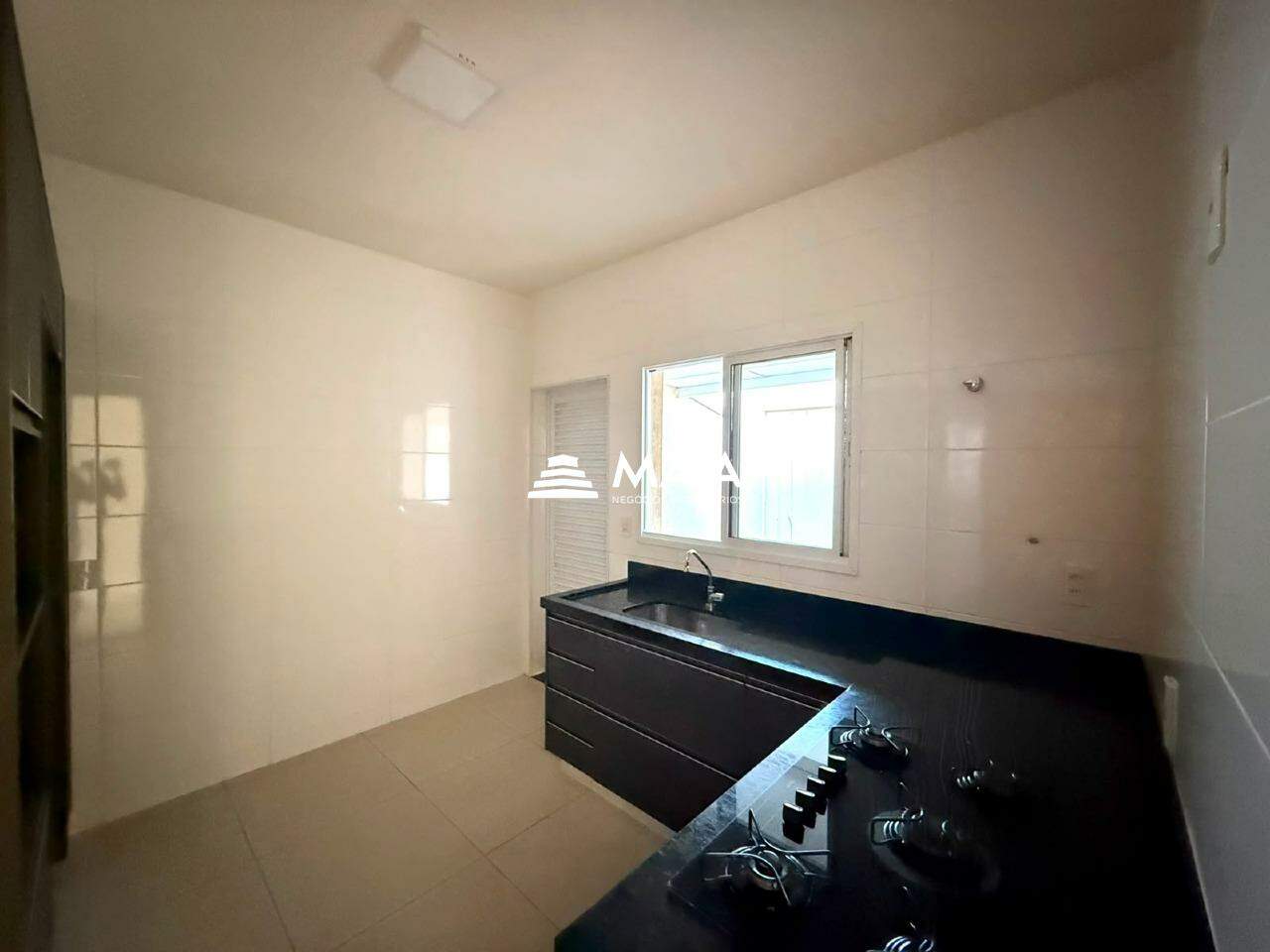 Casa de Condomínio à venda no Ayat, Club Residence: 