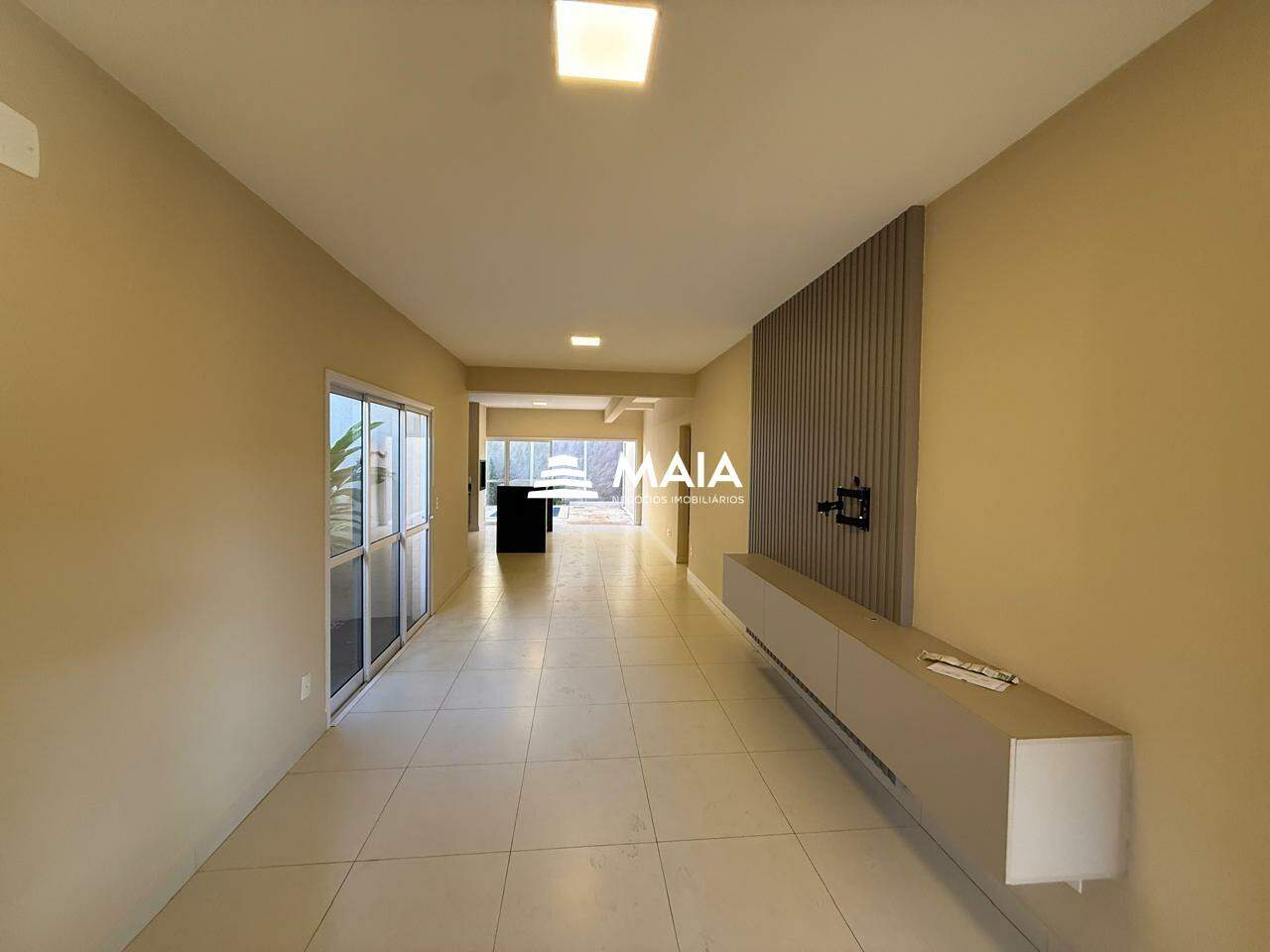 Casa de Condomínio à venda no Ayat, Club Residence: 