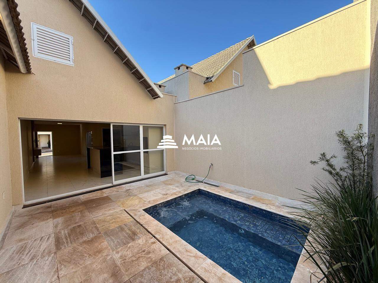 Casa de Condomínio à venda no Ayat, Club Residence: 