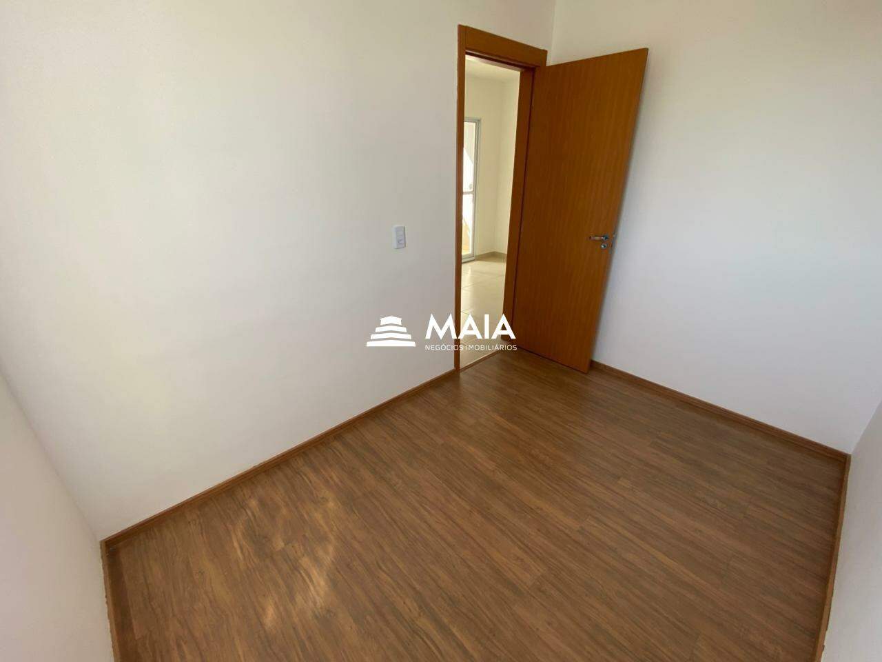 Apartamento para aluguel no Jardim do Lago: 