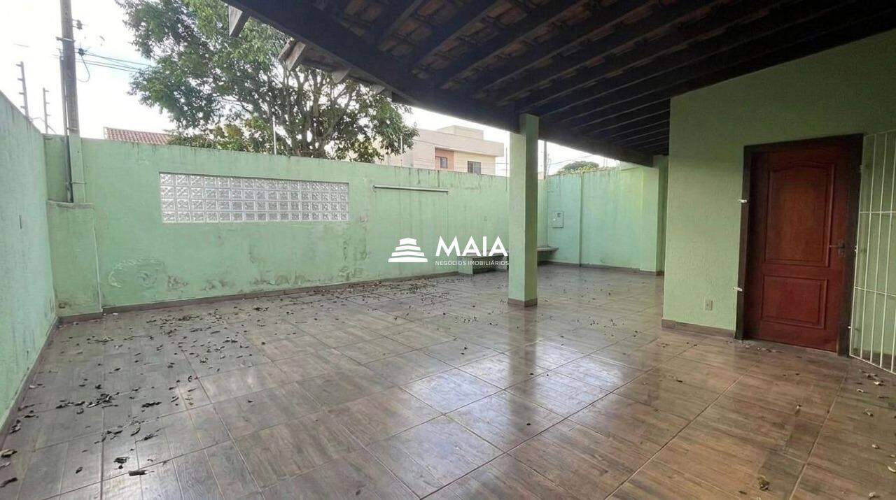 Casa para aluguel no Universitário: 