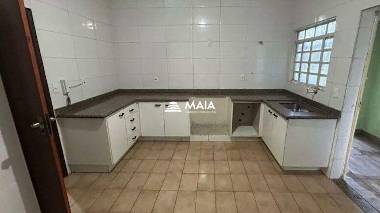 Casa para aluguel no Universitário: 