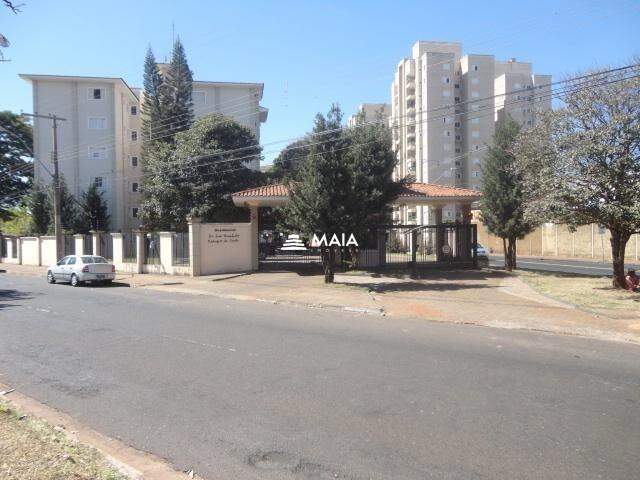 Apartamento à para alugar no Santa Maria