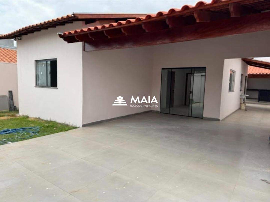 Casa á venda no bairro Recreio Bandeirantes 
