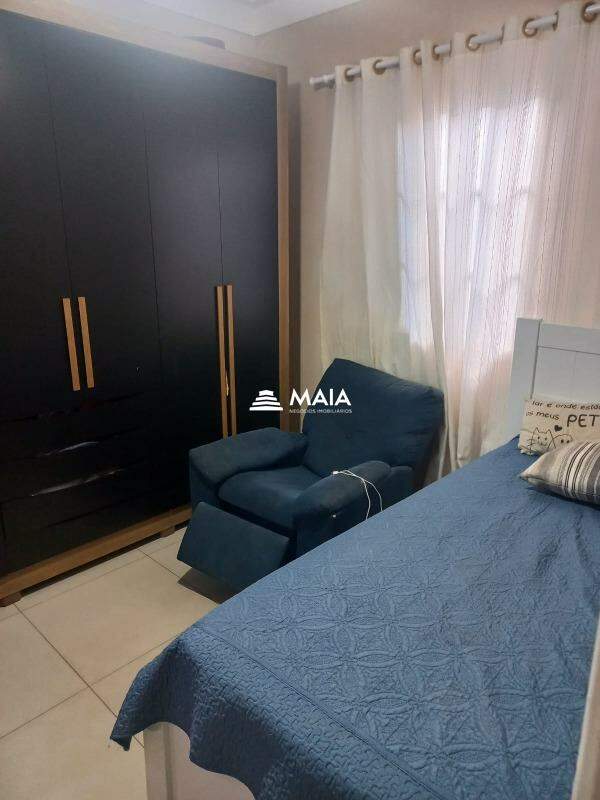 Casa à venda no Mercês: 