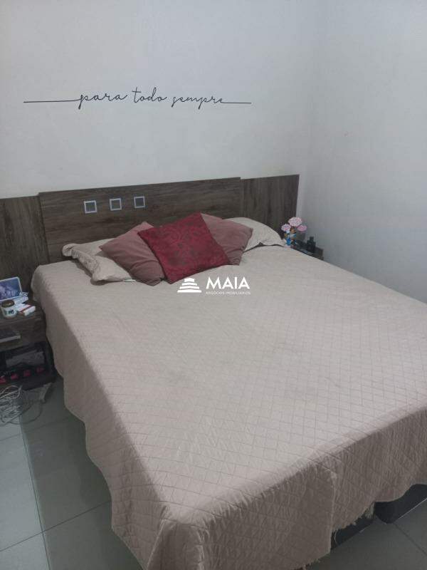 Casa à venda no Mercês: 