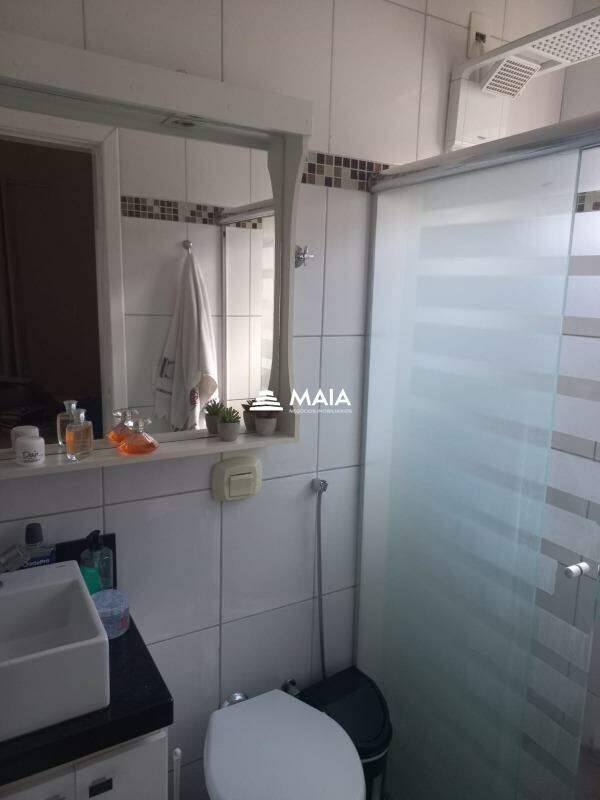 Casa à venda no Mercês: 
