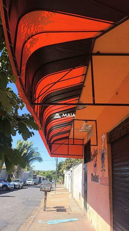 Comercial para aluguel no Beija Flor: 
