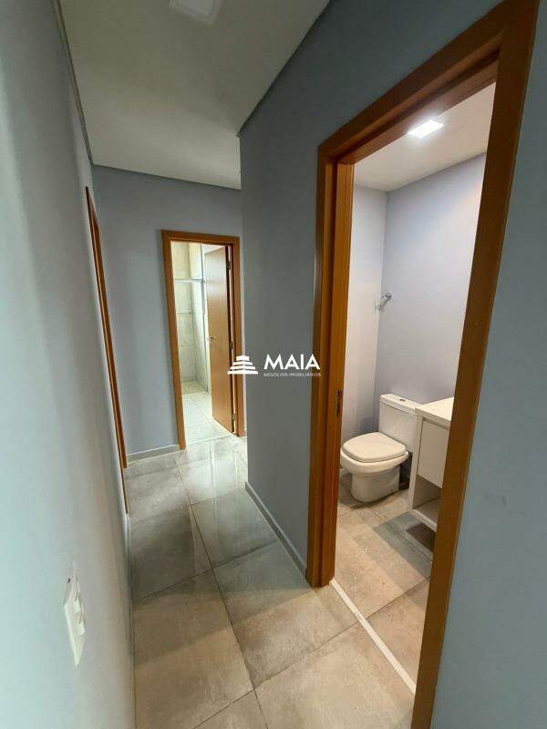Apartamento à venda no Mercês: 