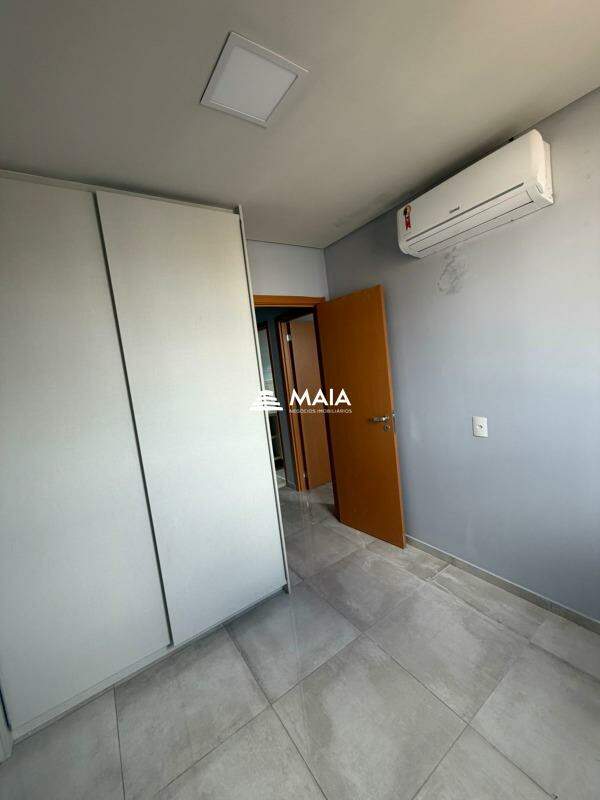 Apartamento à venda no Mercês: 