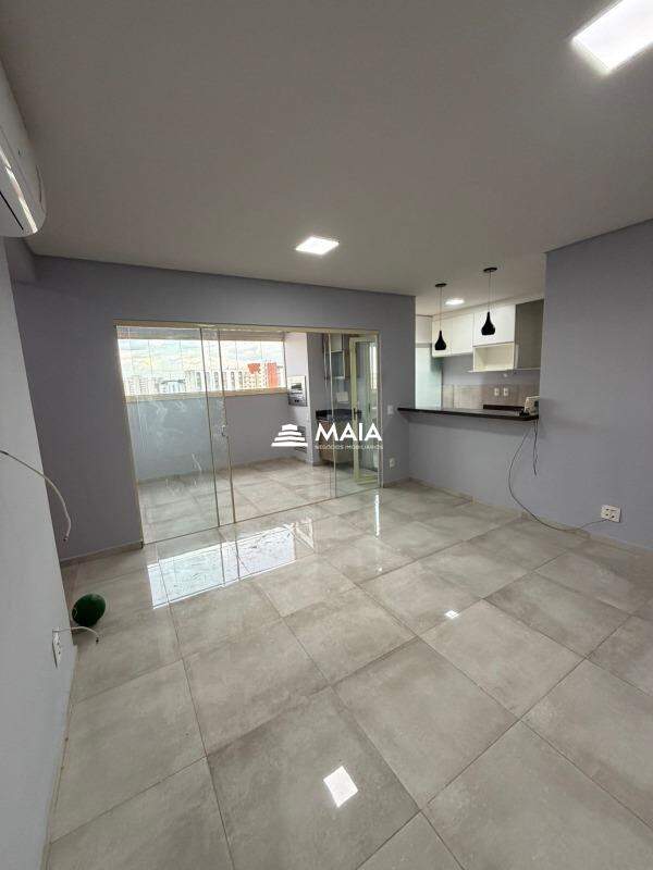 Apartamento à venda no Mercês: 