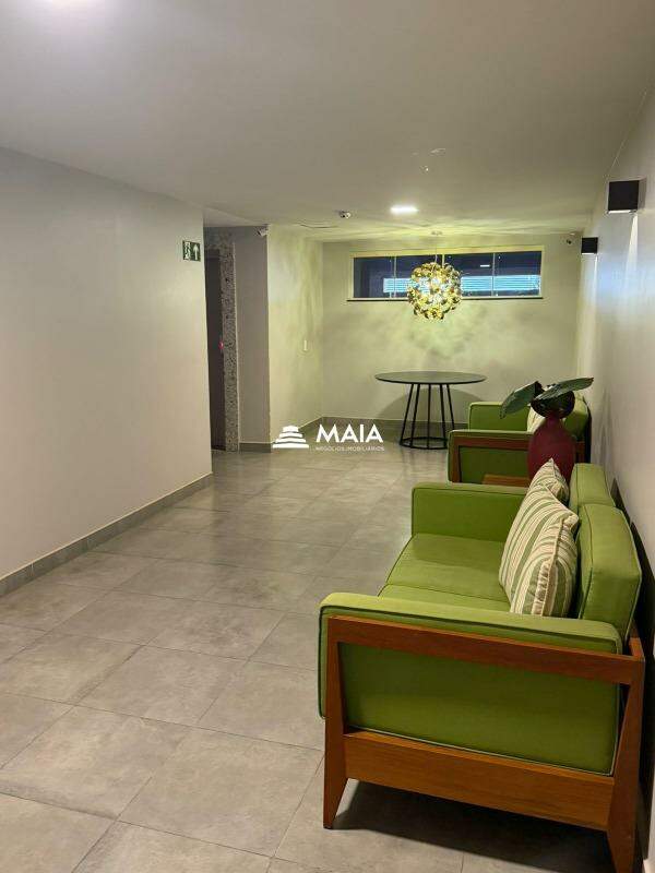 Apartamento à venda no Mercês: 