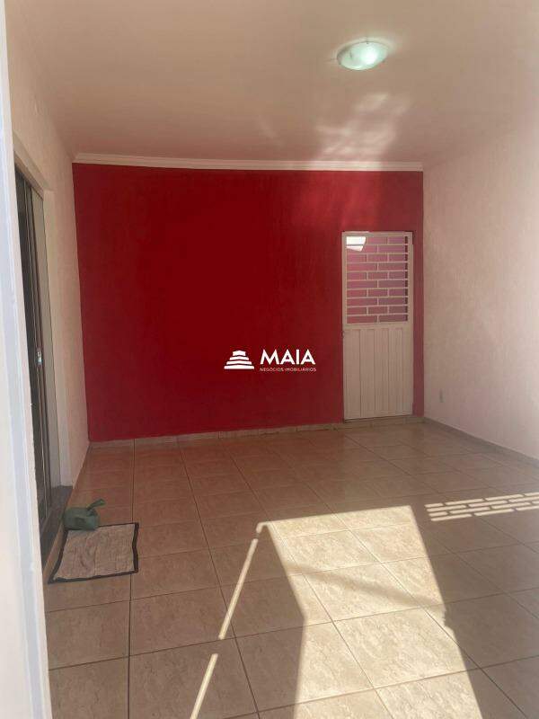 Casa para aluguel no Santa Maria: 