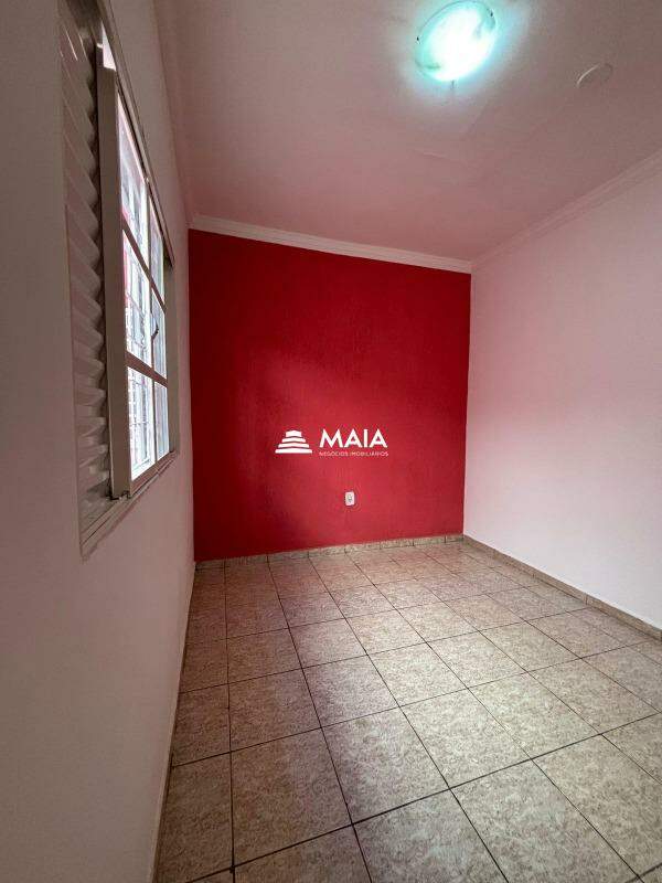 Casa para aluguel no Santa Maria: 