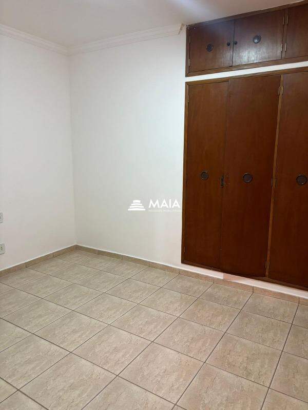 Casa para aluguel no Santa Maria: 