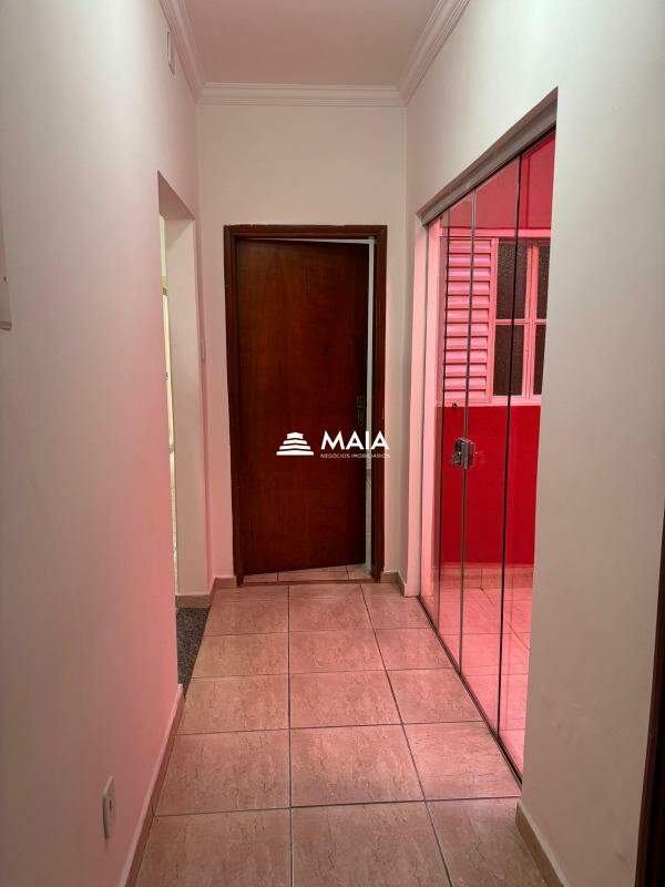 Casa para aluguel no Santa Maria: 