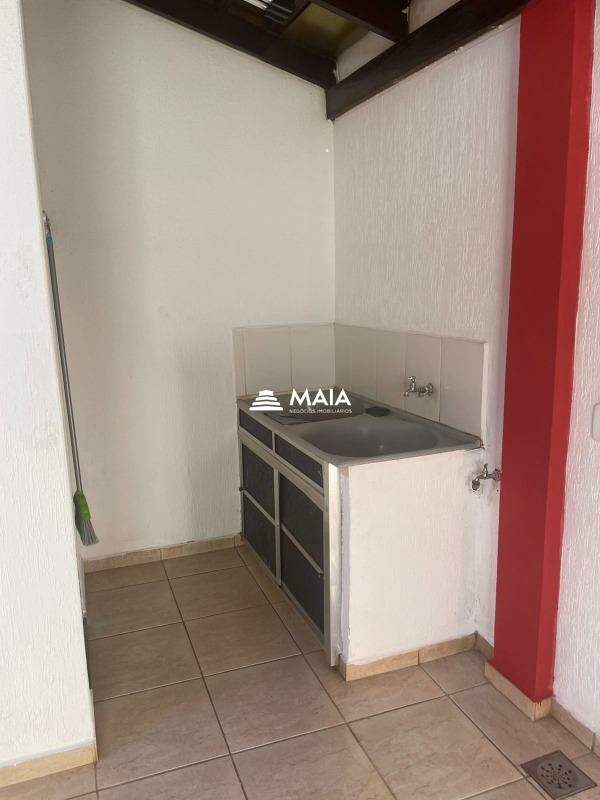 Casa para aluguel no Santa Maria: 