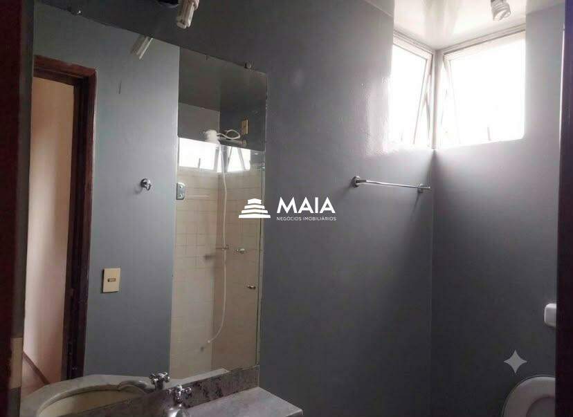 Apartamento à venda no Mercês: 