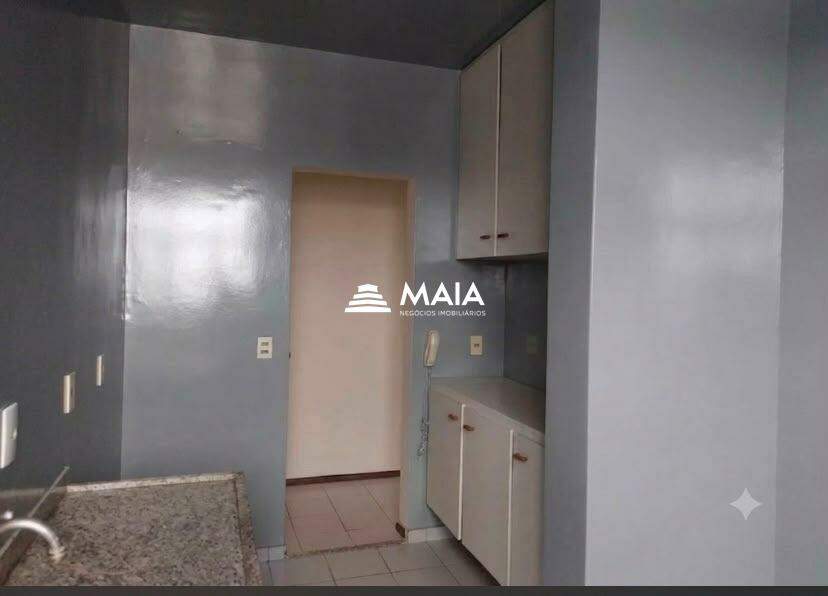 Apartamento à venda no Mercês: 