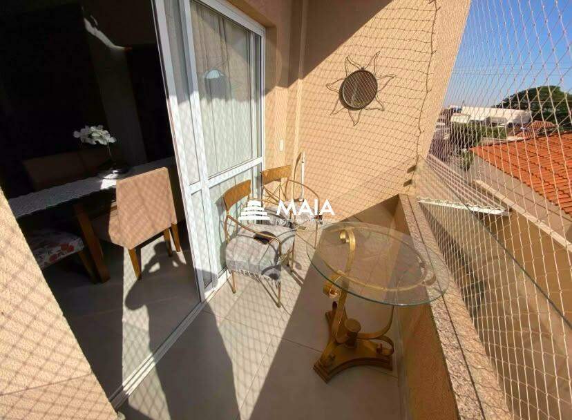 Apartamento á venda no bairro Estados Unidos 