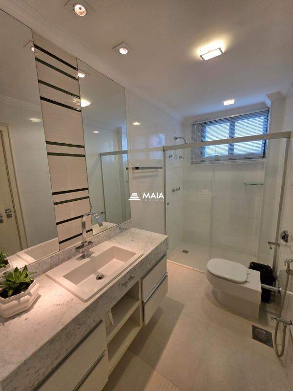 Apartamento para aluguel no São Sebastião: 