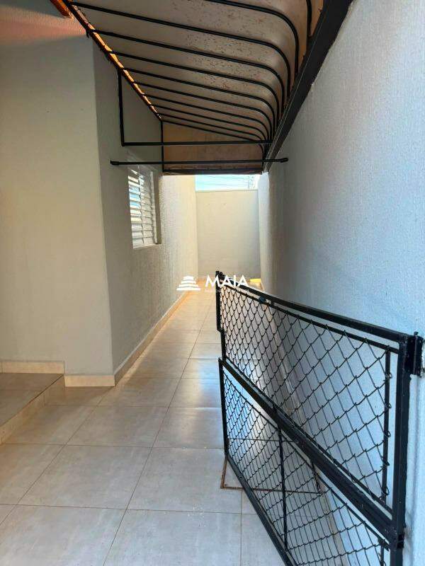 Casa à venda no Jardim Elza Amuí IV: 