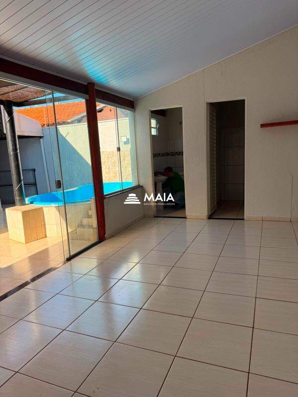 Casa à venda no Jardim Elza Amuí IV: 