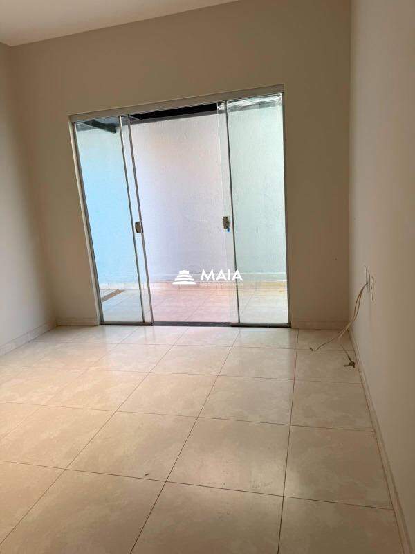 Casa à venda no Jardim Elza Amuí IV: 