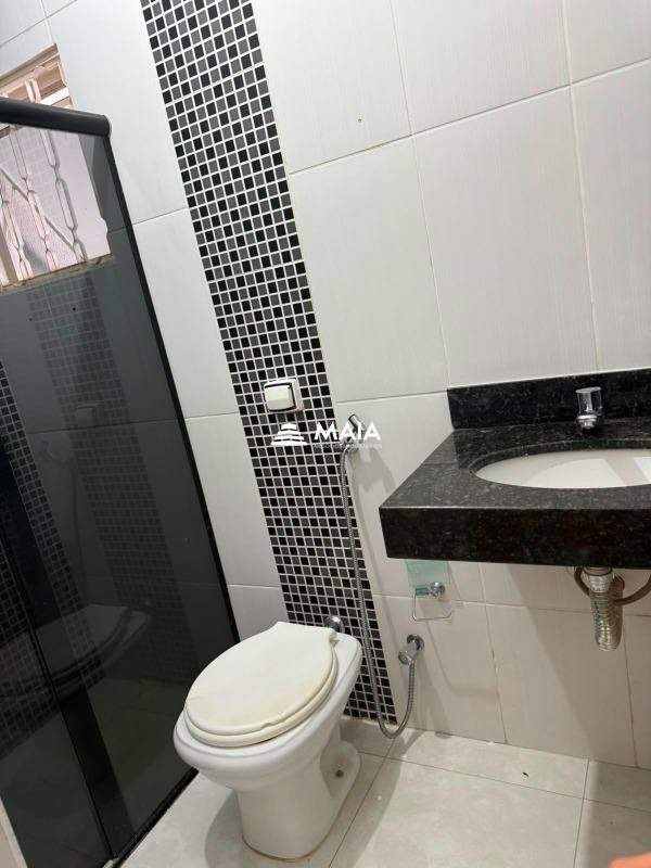 Casa à venda no Jardim Elza Amuí IV: 