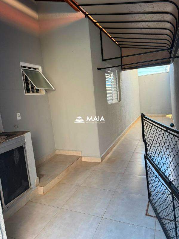 Casa à venda no Jardim Elza Amuí IV: 
