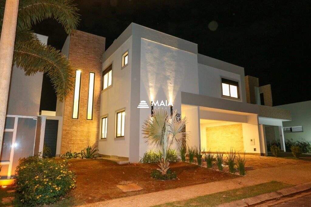  Casa para aluagar no Condomínio Flamboyant III 