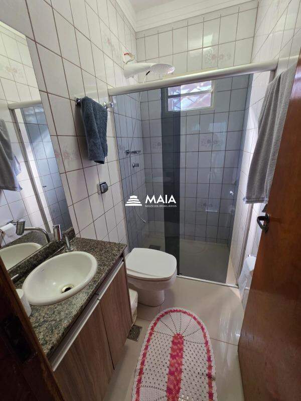 Casa à venda no BeijaFlor: 