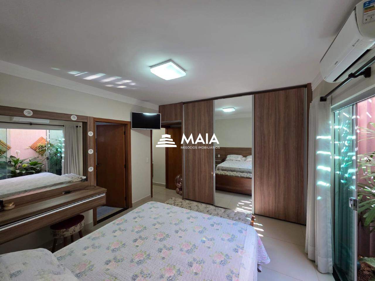 Casa à venda no BeijaFlor: 