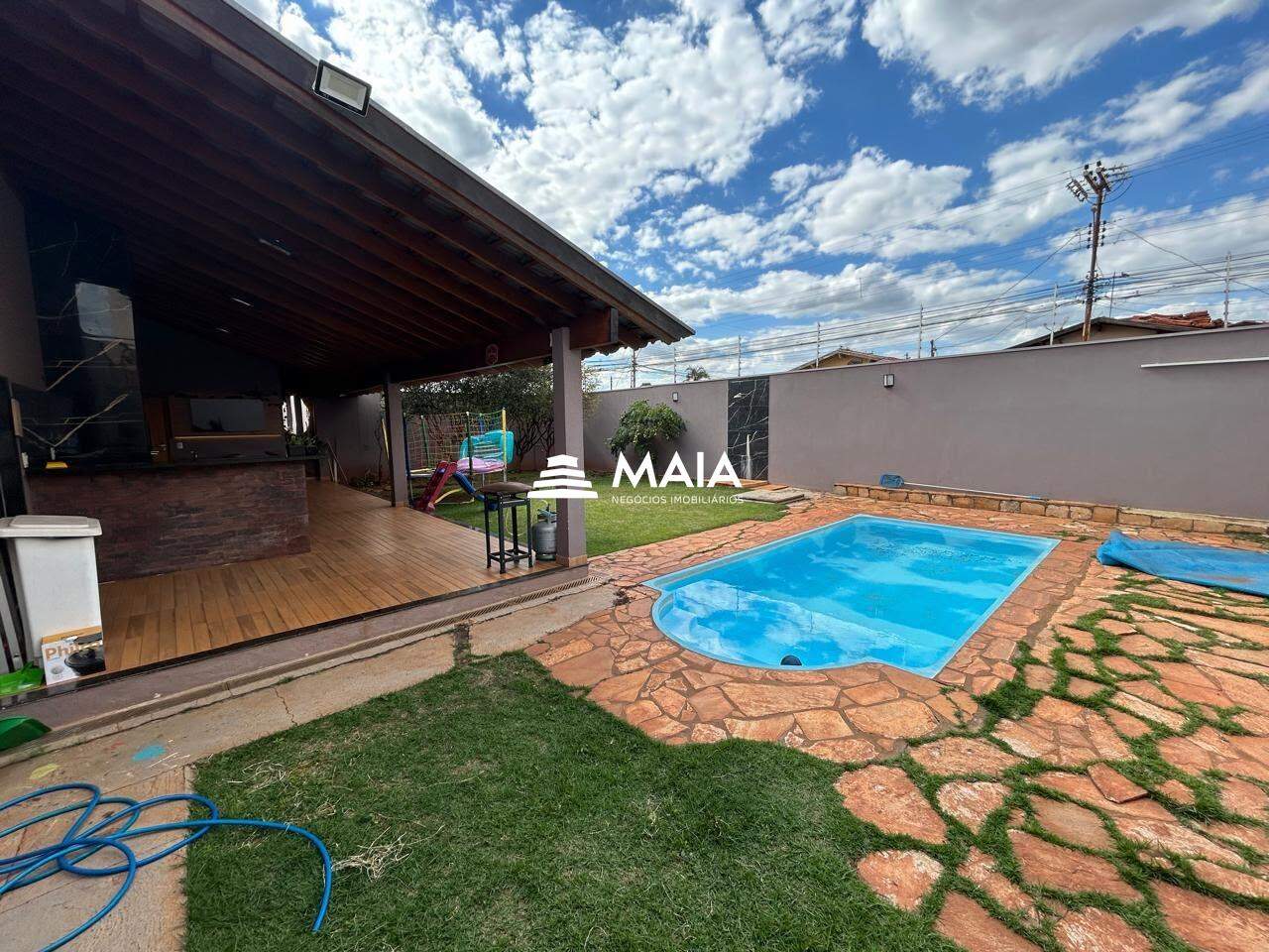 Casa à venda no Grande Horizonte: 