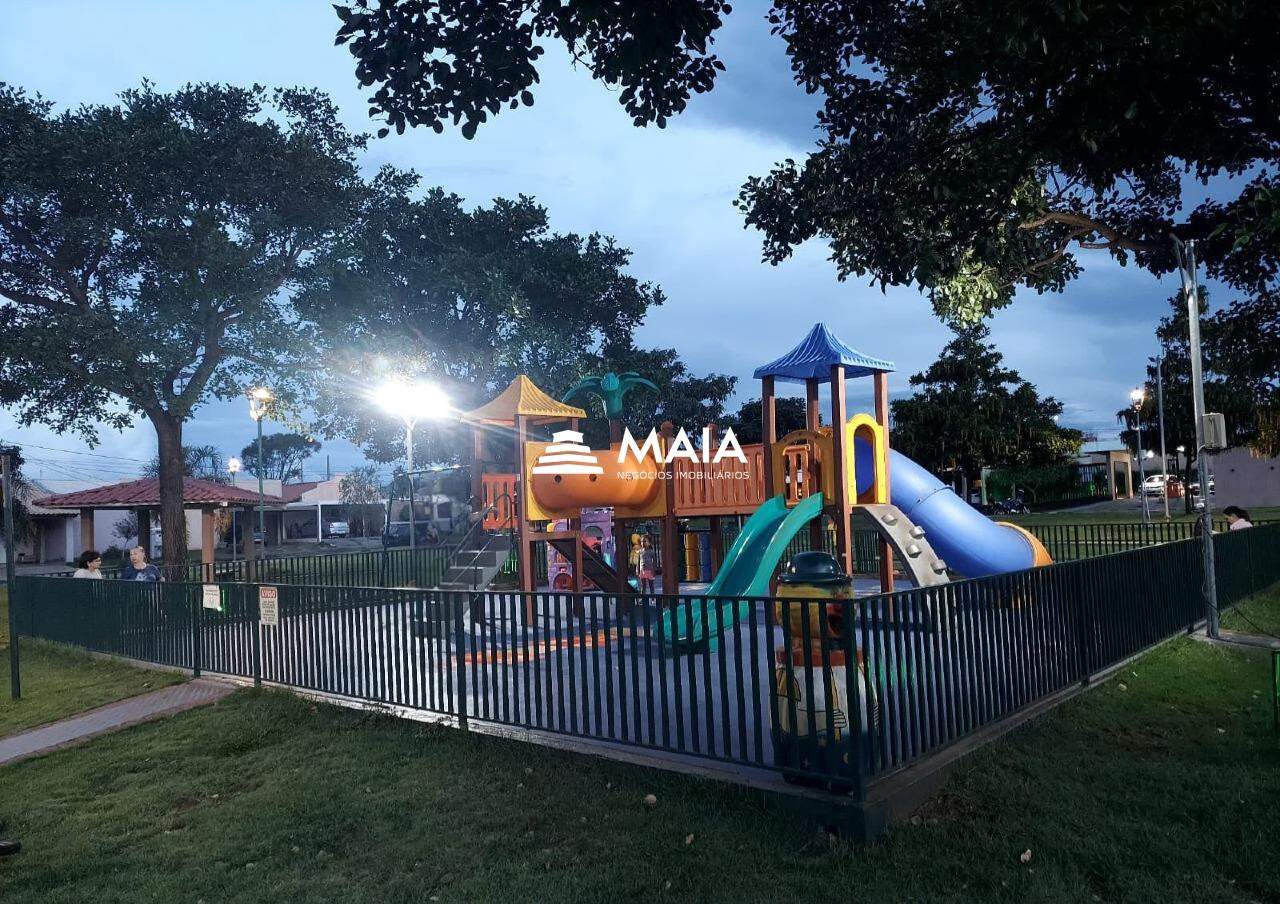 Casa de Condomínio à venda no Portal Beija Flor: 