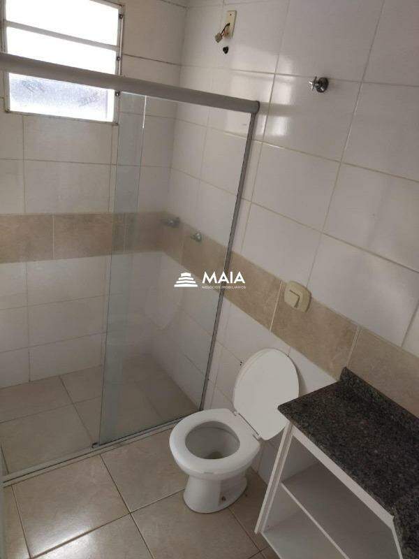 Casa de Condomínio à venda no Portal Beija Flor: 