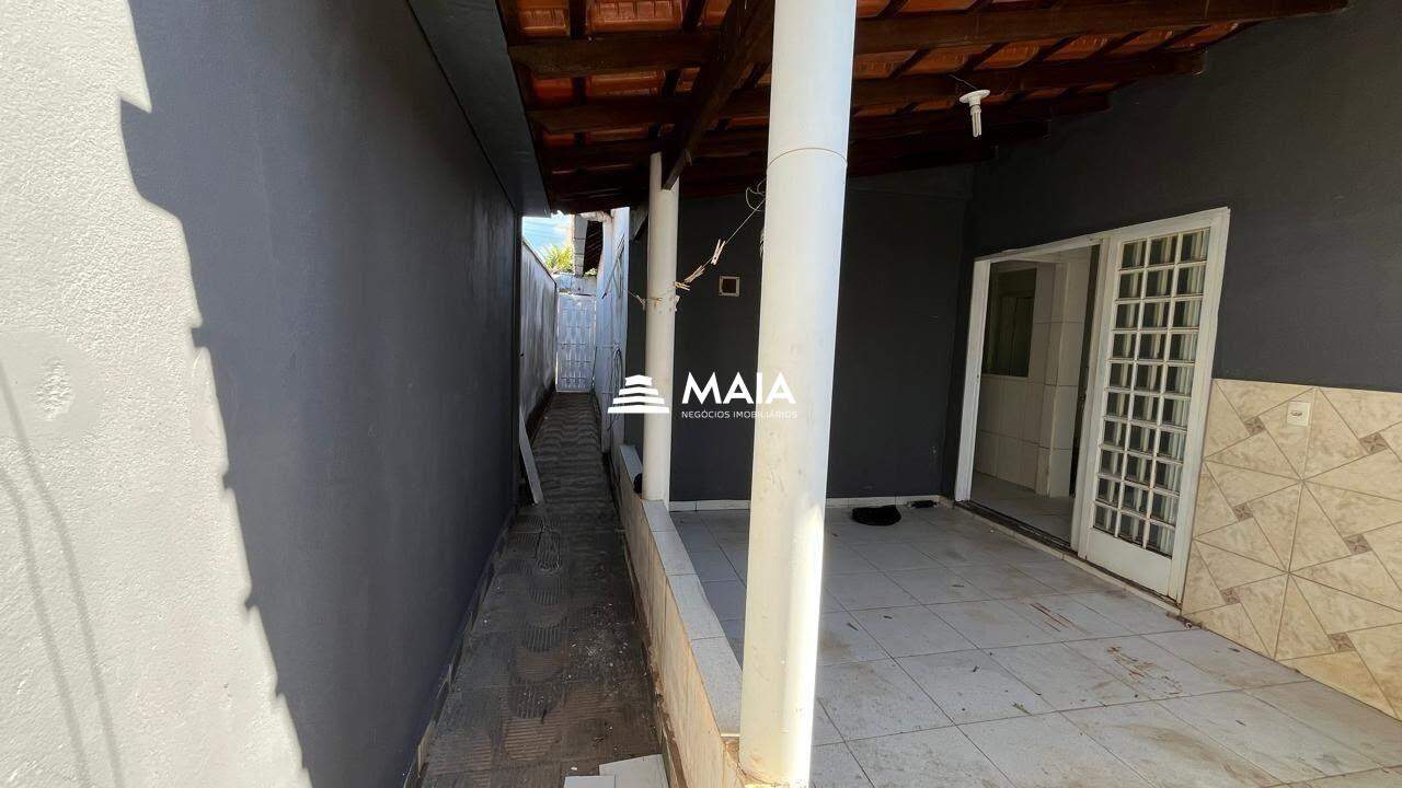 Casa para aluguel no Santa Maria: 