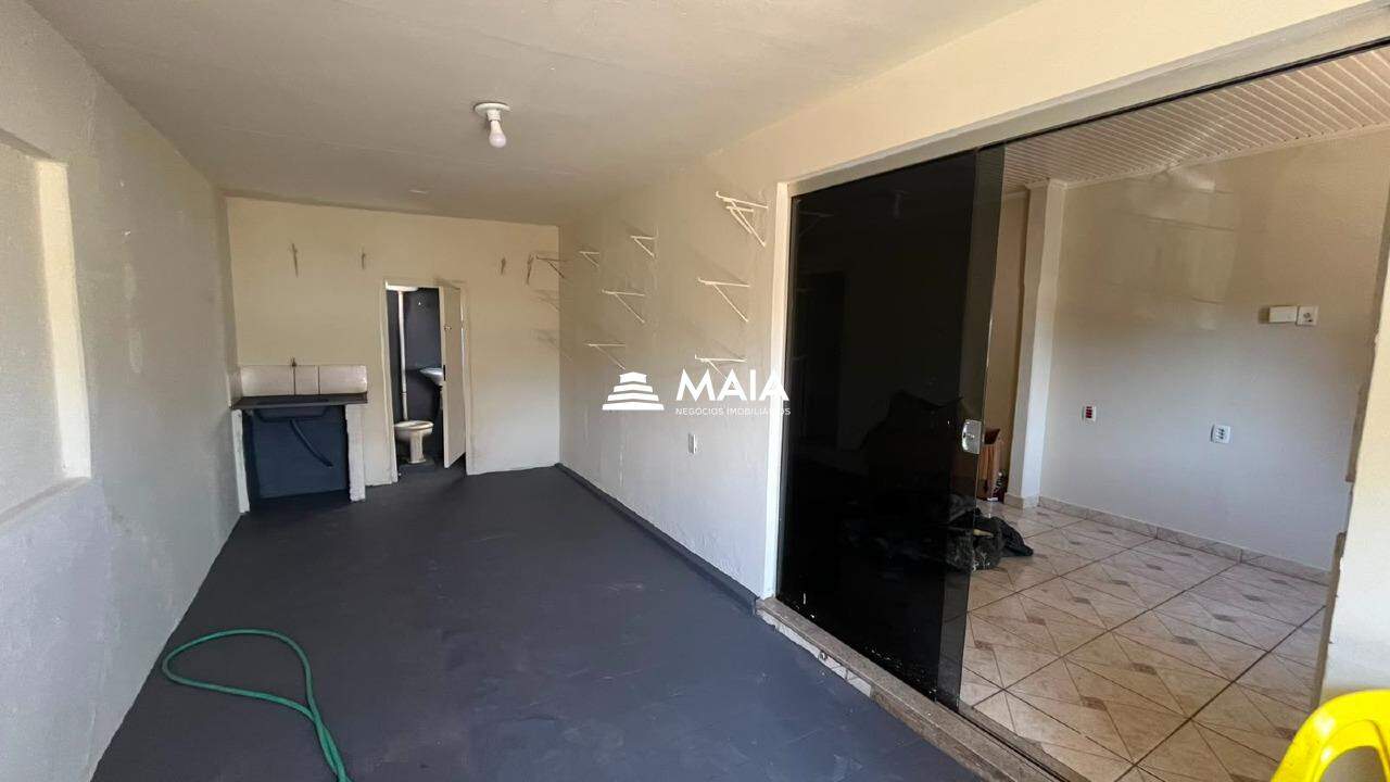 Casa para aluguel no Santa Maria: 