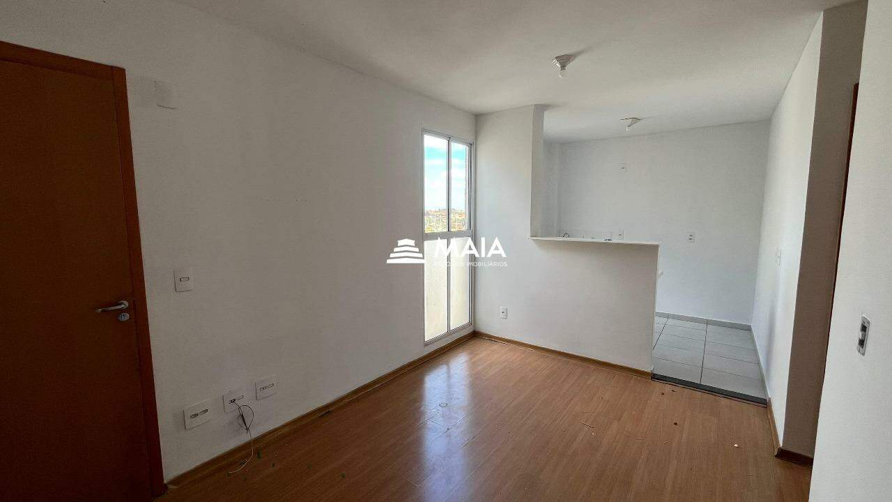 Apartamento à venda no Manoel Mendes: 