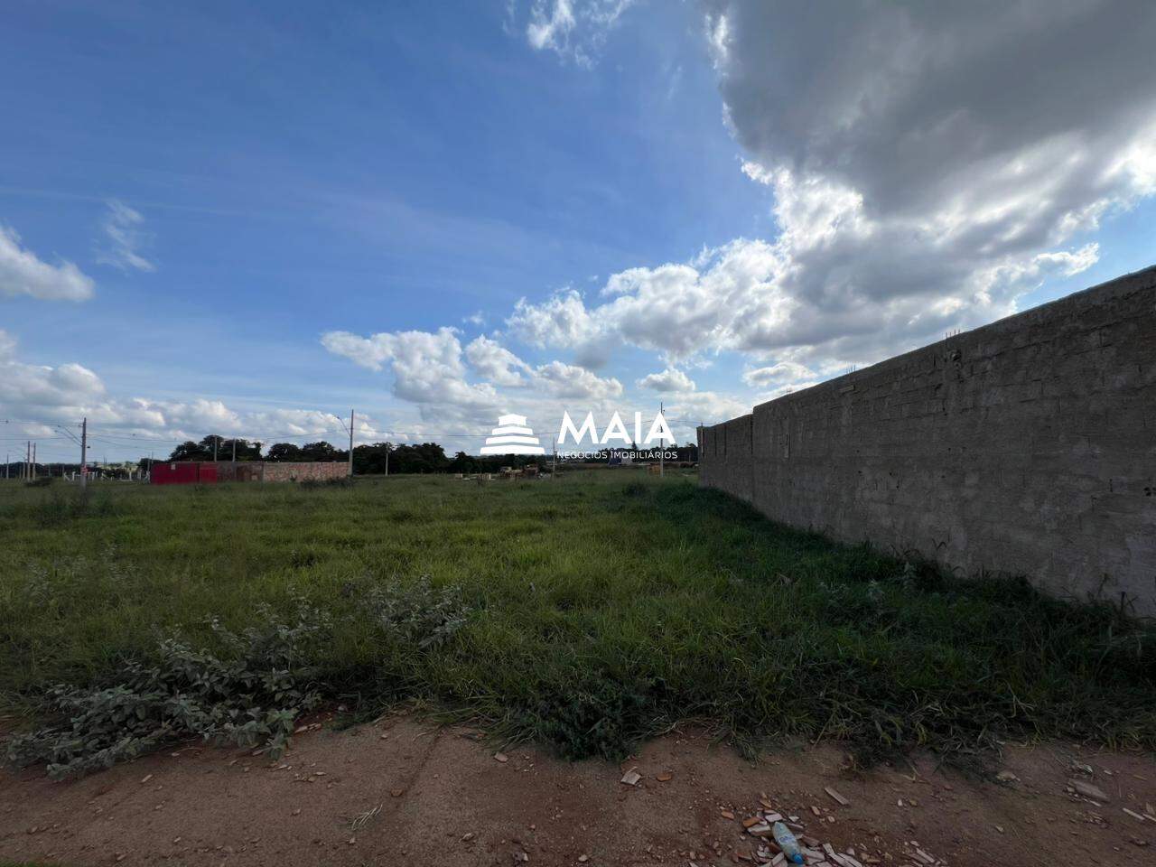 Terreno/Área à venda no Jardim Maracanã: 