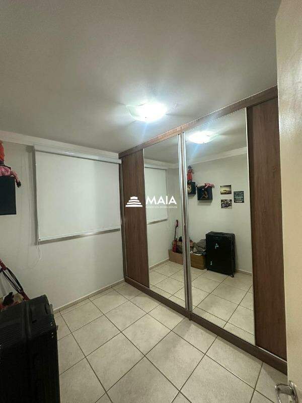 Apartamento à venda no Conjunto Manoel Mendes: 