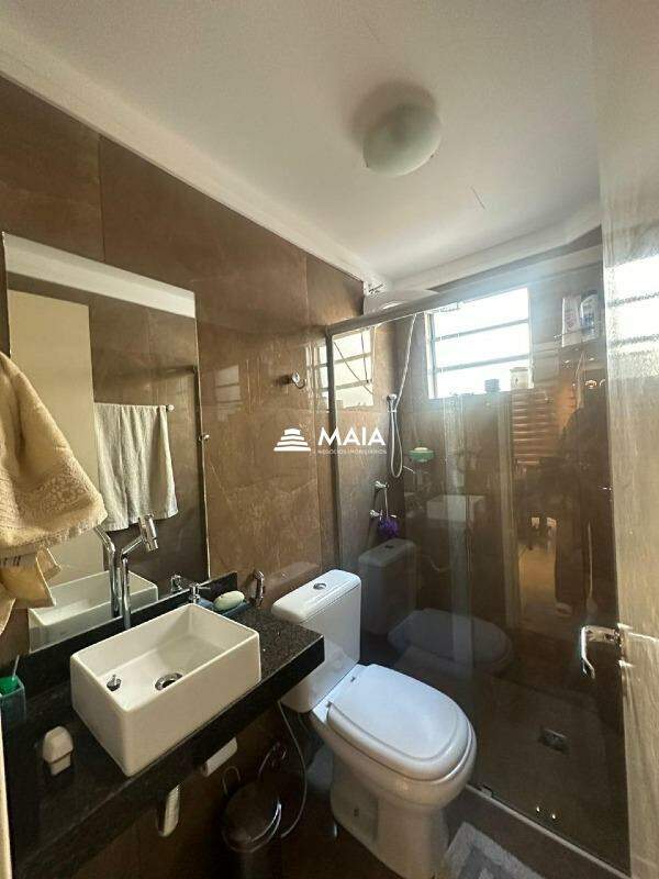 Apartamento à venda no Conjunto Manoel Mendes: 