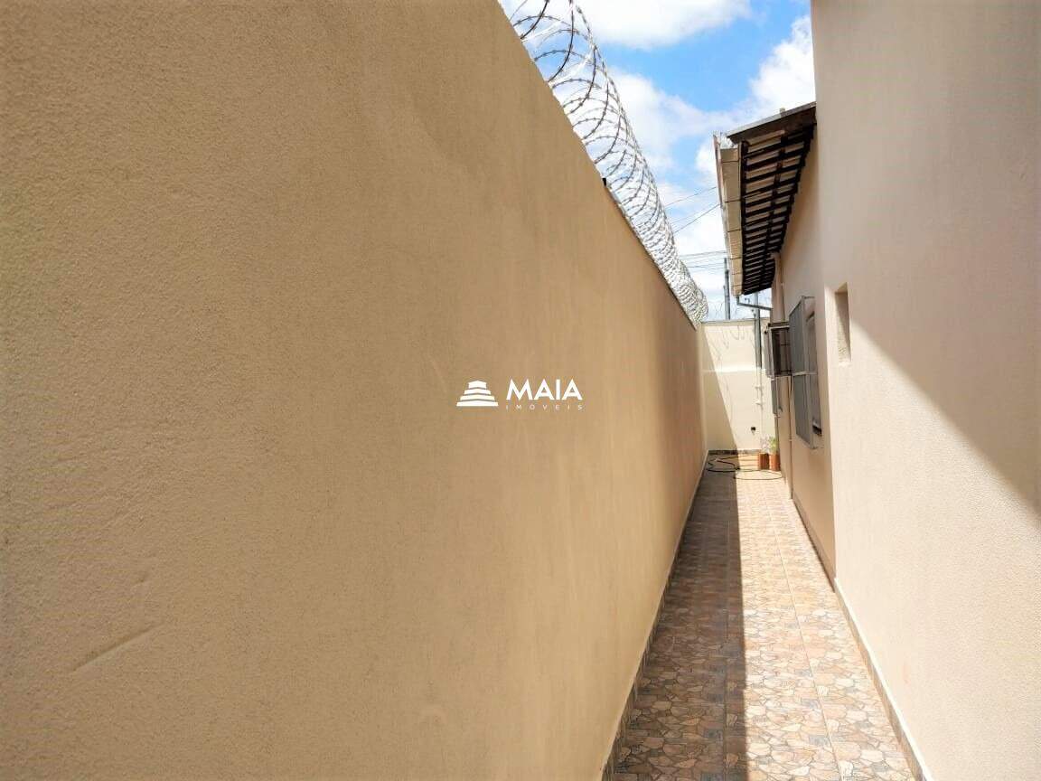 Casa para aluguel no Parque das Gameleiras: 