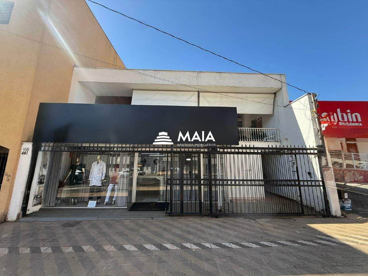 Casa comercial à venda - Excelente Localização no Centro de UberabaExcelente oportunidade para quem busca um imóvel amplo e versátil em uma das aveni