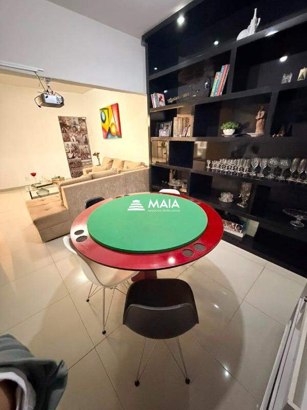 Casa à venda no Universitário: 