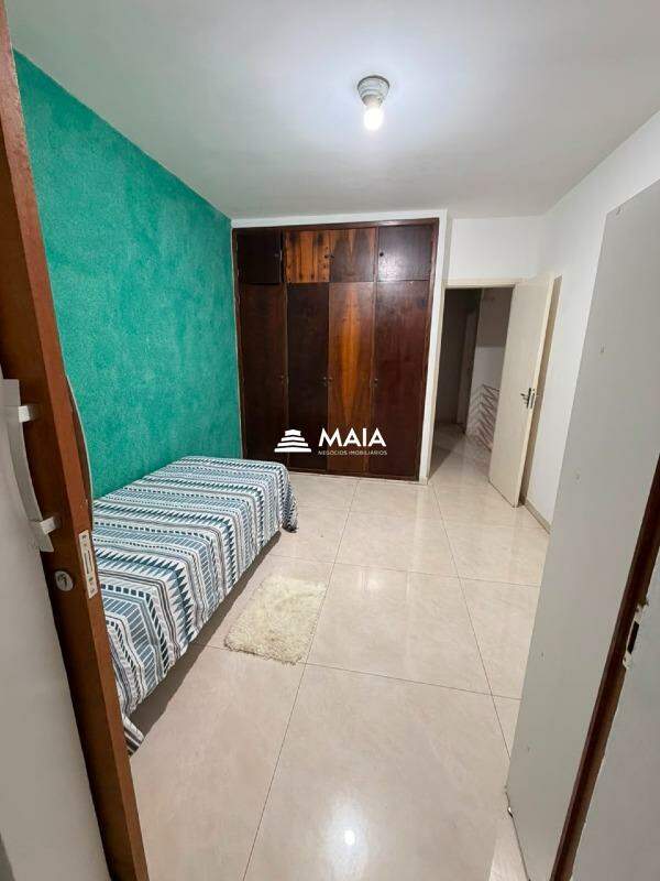 Casa à venda no Universitário: 