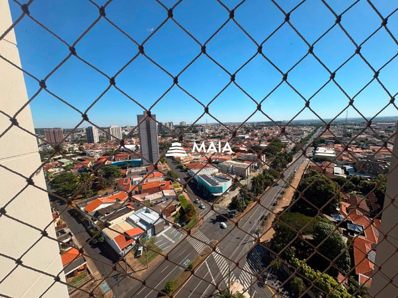 Apartamento para aluguel no Mercês: 
