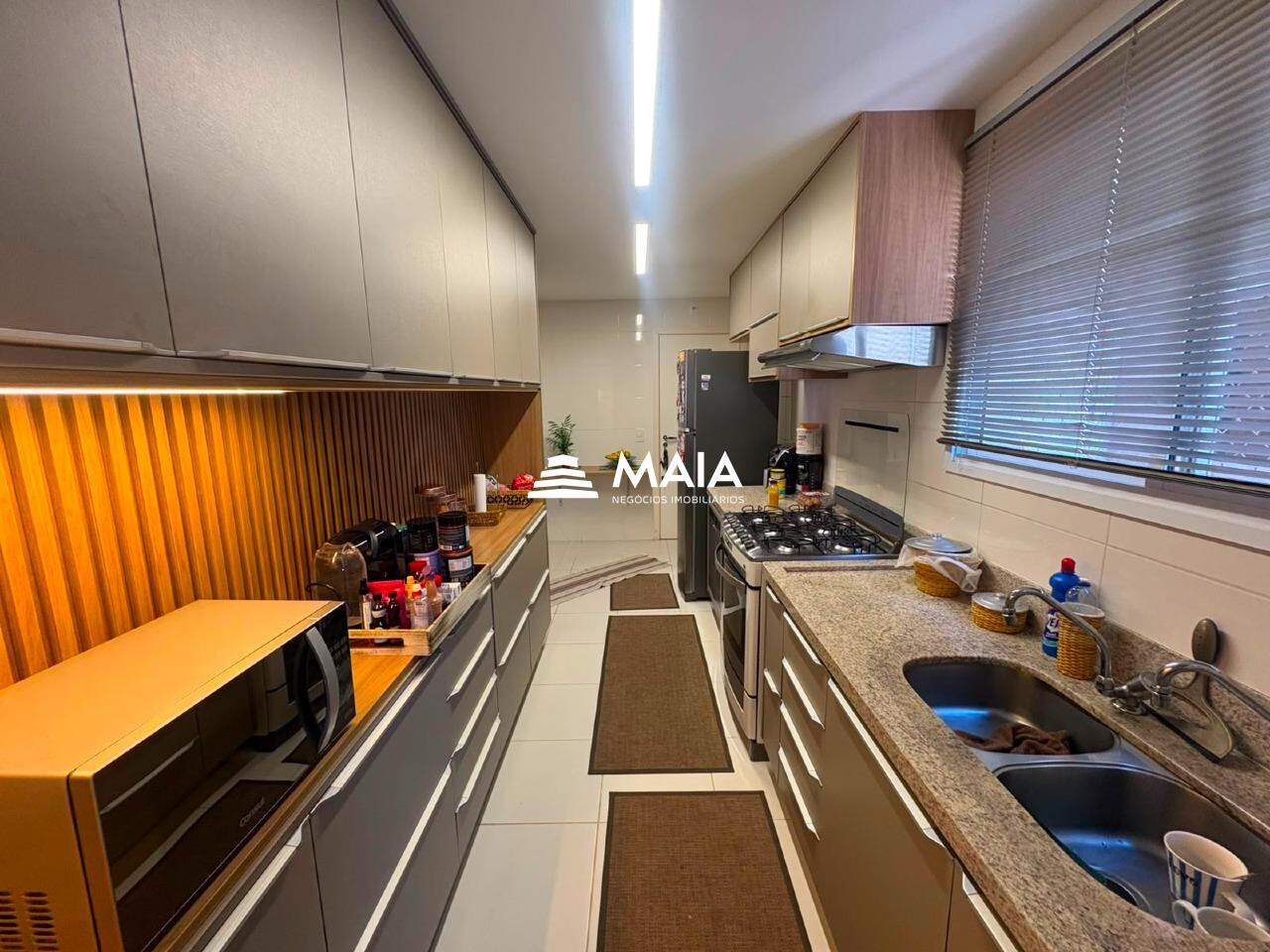 Apartamento para aluguel no Mercês: 
