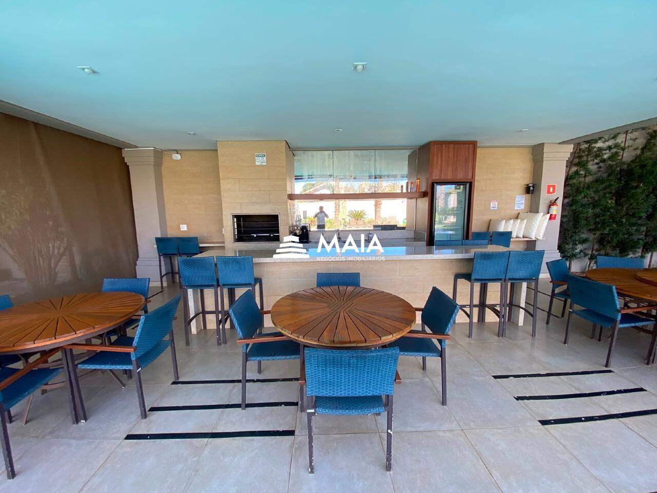 Apartamento para aluguel no Mercês: 