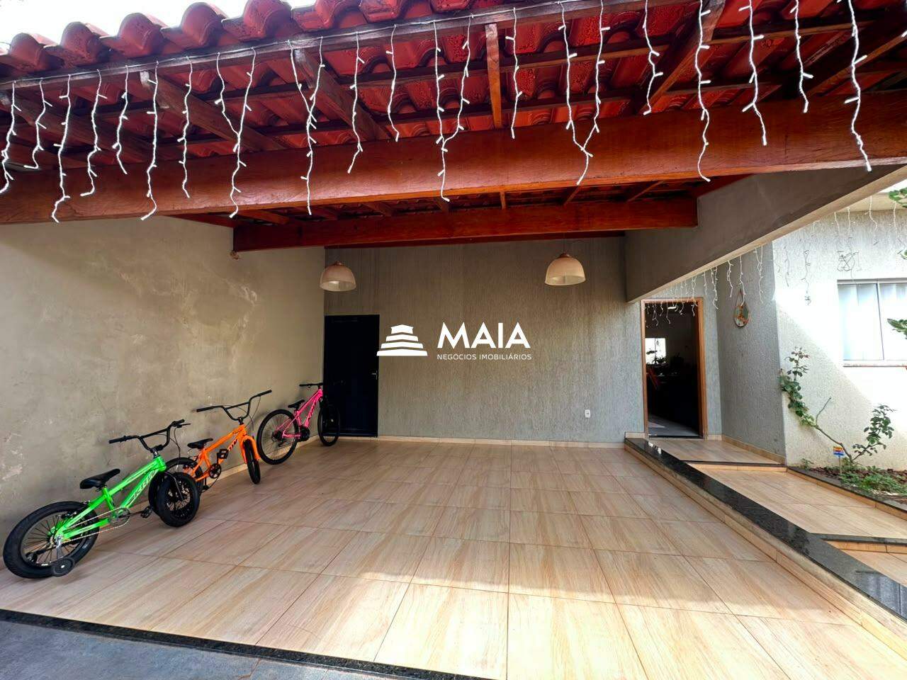 Casa à venda no Jardim Nenê Gomes: 